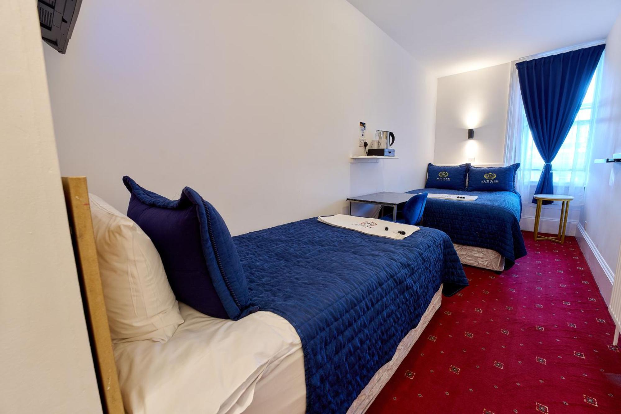 לונדון Jubilee Hotel Victoria מראה חיצוני תמונה