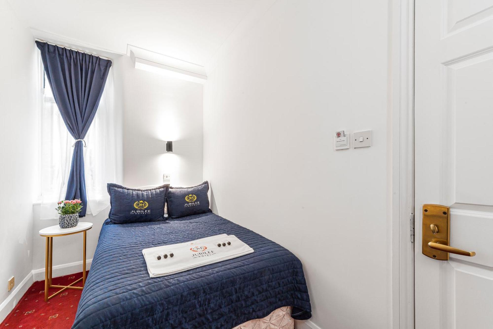 לונדון Jubilee Hotel Victoria מראה חיצוני תמונה