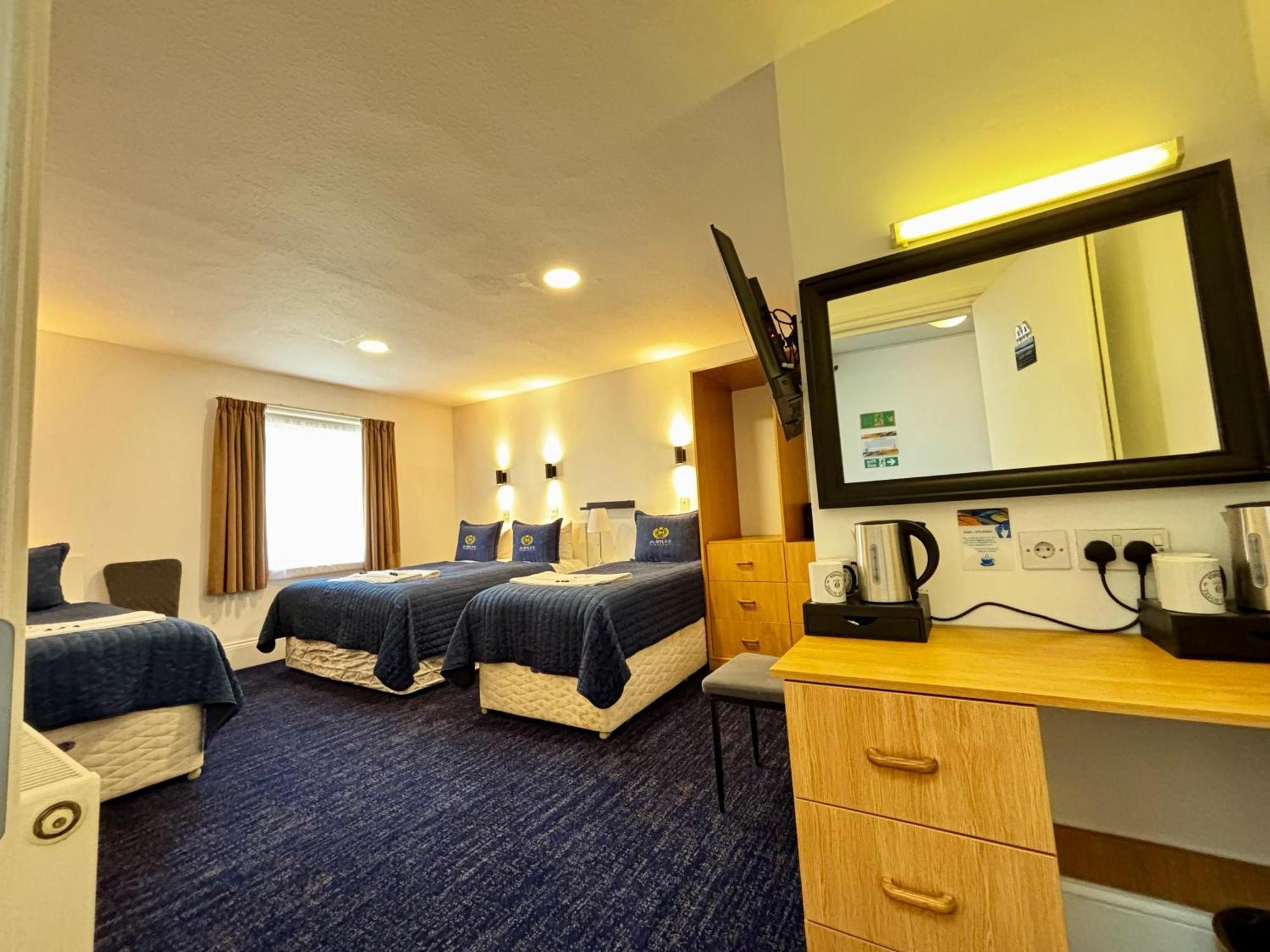 לונדון Jubilee Hotel Victoria מראה חיצוני תמונה